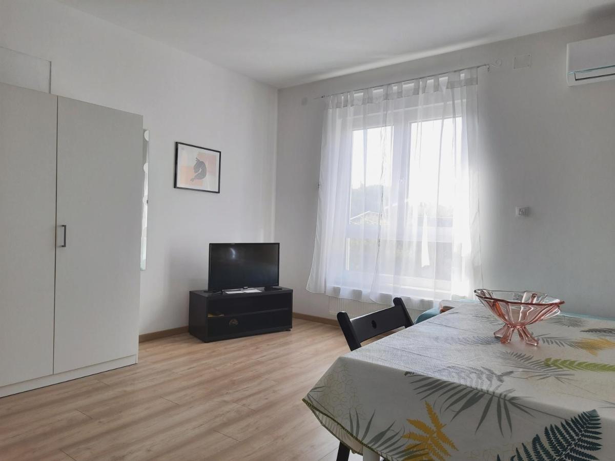 Апартаменты Argonauti With Free Parking Пула Экстерьер фото
